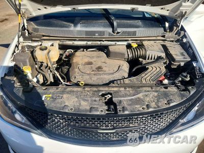 Zdjęcie 12 z 13 samochodu: 2020 CHRYSLER PACIFICA TOURING VIN:2C4RC1FG5LR238123 - miniatura