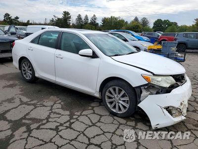 Czwarte zdjęcie samochodu z boku: 2013 TOYOTA CAMRY XLE VIN:4T4BF1FK6DR336810 - miniatura
