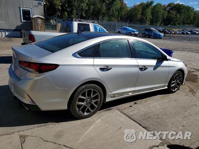 Trzecie zdjęcie samochodu z tyłu: 2018 HYUNDAI SONATA LIMITED 2.0T+ VIN:5NPE34AB5JH727417 - miniatura