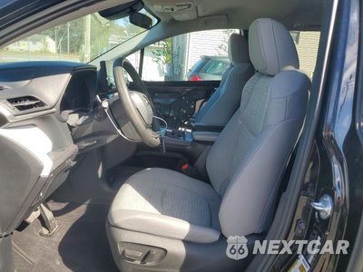 Zdjęcie 7 z 14 samochodu: 2025 TOYOTA SIENNA LE VIN:5TDKRKEC0SS279396 - miniatura