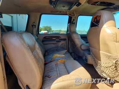 Zdjęcie 11 z 13 samochodu: 2000 FORD EXCURSION LIMITED VIN:1FMNU42S4YED18035 - miniatura