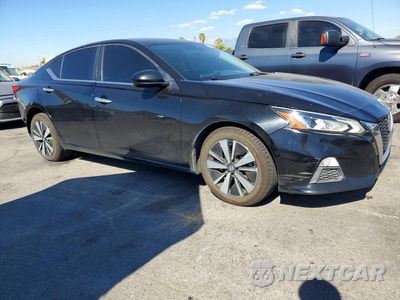Czwarte zdjęcie samochodu z boku: 2021 NISSAN ALTIMA SV VIN:1N4BL4DV8MN346664 - miniatura
