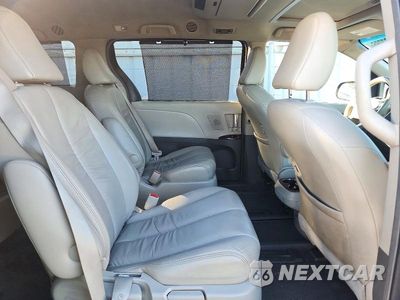 Zdjęcie 11 z 13 samochodu: 2011 TOYOTA SIENNA XLE 7-PASSENGER VIN:5TDDK3DC6BS016866 - miniatura