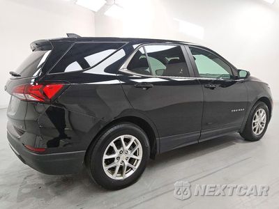 Trzecie zdjęcie samochodu z tyłu: 2022 CHEVROLET EQUINOX LT VIN:3GNAXKEV8NL286827 - miniatura