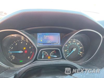 Zdjęcie 9 z 12 samochodu: 2014 FORD FOCUS SE VIN:1FADP3F25EL261062 - miniatura