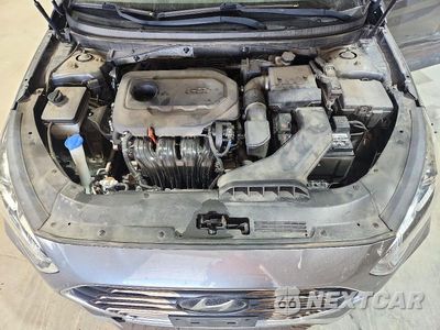 Zdjęcie 11 z 12 samochodu: 2018 HYUNDAI SONATA SEL VIN:5NPE34AF4JH651434 - miniatura