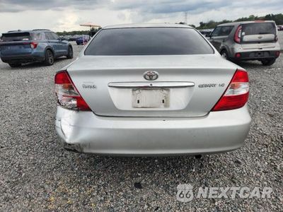 Czwarte zdjęcie samochodu z boku: 2003 TOYOTA CAMRY LE VIN:4T1BE32K43U218915 - miniatura