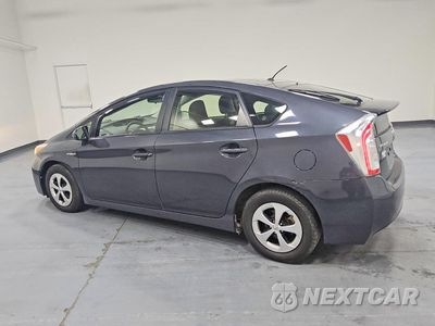 Drugie zdjęcie samochodu z przodu: 2014 TOYOTA PRIUS TWO VIN:JTDKN3DU0E1781628 - miniatura