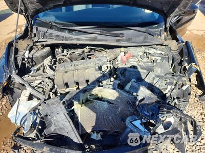 Zdjęcie 11 z 13 samochodu: 2017 NISSAN SENTRA S VIN:3N1AB7AP6HY242217 - miniatura