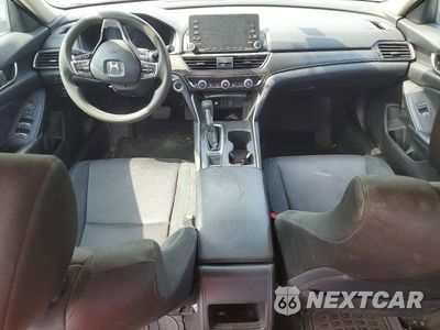 Zdjęcie 8 z 12 samochodu: 2018 HONDA ACCORD LX VIN:1HGCV1F14JA245983 - miniatura