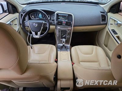 Zdjęcie 8 z 13 samochodu: 2015 VOLVO XC60 3.2 PREMIER VIN:YV4952RBXF2602309 - miniatura