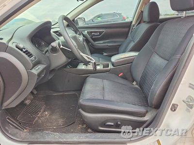 Zdjęcie 7 z 12 samochodu: 2016 NISSAN ALTIMA 2.5 S VIN:1N4AL3AP6GC197361 - miniatura