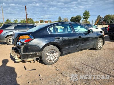 Trzecie zdjęcie samochodu z tyłu: 2012 NISSAN ALTIMA 2.5 VIN:1N4AL2AP6CN574408 - miniatura