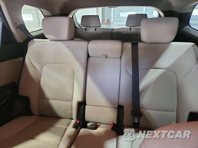Zdjęcie 10 z 13 samochodu: 2017 HYUNDAI SANTA FE SE VIN:KM8SM4HFXHU194274 - miniatura