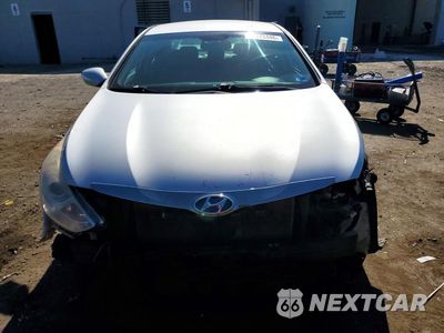 Piąte zdjęcie samochodu w środku: 2015 HYUNDAI SONATA HYBRID BASE VIN:KMHEC4A49FA137684 - miniatura