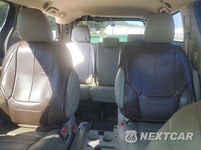 Zdjęcie 10 z 14 samochodu: 2015 TOYOTA SIENNA XLE 8-PASSENGER VIN:5TDYK3DCXFS674956 - miniatura