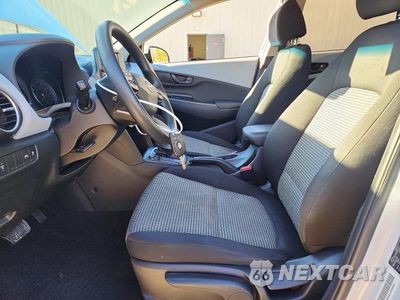 Zdjęcie 7 z 13 samochodu: 2019 HYUNDAI KONA SE VIN:KM8K1CAA5KU334840 - miniatura