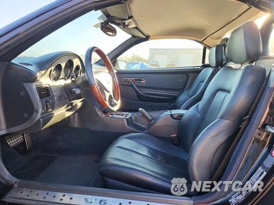 Zdjęcie 7 z 12 samochodu: 2001 MERCEDES-BENZ SLK 320 VIN:WDBKK65F91F201007 - miniatura