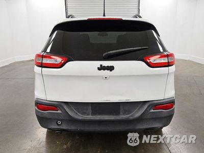 Zdjęcie 6 z 14 samochodu: 2016 JEEP CHEROKEE LATITUDE VIN:1C4PJLCB0GW171168 - miniatura