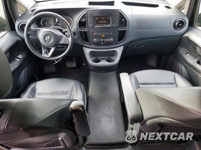 Zdjęcie 8 z 13 samochodu: 2018 MERCEDES-BENZ METRIS VIN:WD4PG2EE7J3454634 - miniatura