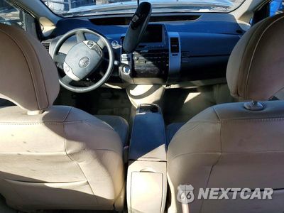 Zdjęcie 8 z 13 samochodu: 2005 TOYOTA PRIUS BASE VIN:JTDKB20U453022297 - miniatura