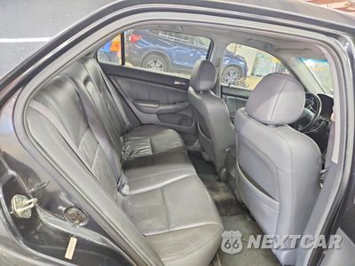 Zdjęcie 10 z 12 samochodu: 2005 HONDA ACCORD EX VIN:1HGCM56845A036109 - miniatura