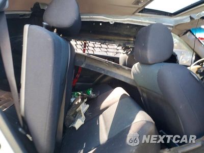 Zdjęcie 10 z 12 samochodu: 2006 TOYOTA MATRIX XR VIN:2T1LR30E46C556455 - miniatura
