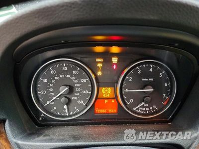 Zdjęcie 9 z 12 samochodu: 2009 BMW 328 XIT VIN:WBAUU33519A540010 - miniatura