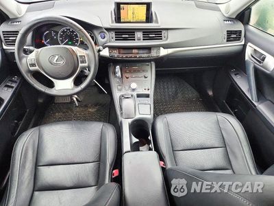 Zdjęcie 8 z 12 samochodu: 2012 LEXUS CT 200 VIN:JTHKD5BH9C2109187 - miniatura