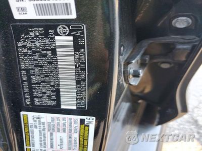 Zdjęcie 14 z 14 samochodu: 2005 TOYOTA MATRIX XR VIN:2T1KR32E65C354143 - miniatura