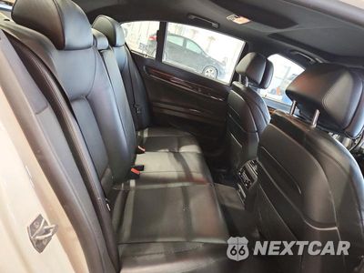 Zdjęcie 10 z 12 samochodu: 2013 BMW 750 XI VIN:WBAYB6C55DD223721 - miniatura