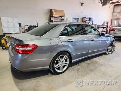 Trzecie zdjęcie samochodu z tyłu: 2013 MERCEDES-BENZ E 350 4MATIC VIN:WDDHF8JB3DA669031 - miniatura