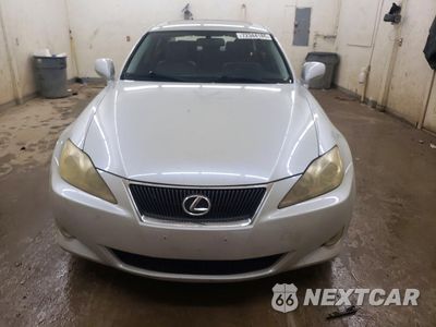 Piąte zdjęcie samochodu w środku: 2008 LEXUS IS 250 VIN:JTHCK262985017792 - miniatura