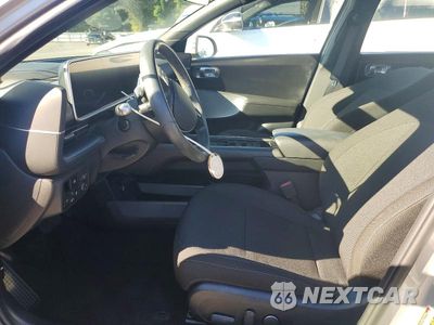 Zdjęcie 7 z 13 samochodu: 2024 HYUNDAI IONIQ 6 SE VIN:KMHM24AC6RA076241 - miniatura