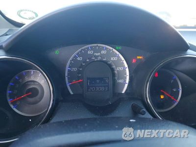 Zdjęcie 9 z 13 samochodu: 2012 HONDA FIT SPORT VIN:JHMGE8H53CC015348 - miniatura