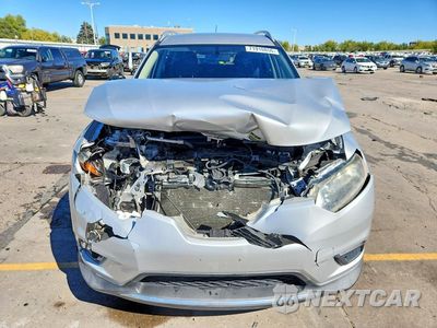 Piąte zdjęcie samochodu w środku: 2015 NISSAN ROGUE SV VIN:KNMAT2MTXFP510447 - miniatura