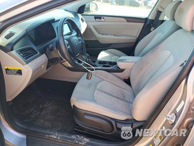 Zdjęcie 7 z 13 samochodu: 2017 HYUNDAI SONATA HYBRID SE VIN:KMHE24L11HA046708 - miniatura