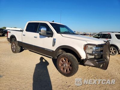Czwarte zdjęcie samochodu z boku: 2019 FORD F250 SUPER DUTY VIN:1FT7W2BT5KEF33449 - miniatura