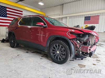 Czwarte zdjęcie samochodu z boku: 2019 CHEVROLET TRAVERSE LT VIN:1GNERGKW6KJ240356 - miniatura