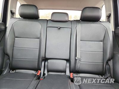 Zdjęcie 10 z 13 samochodu: 2018 VOLKSWAGEN TIGUAN SE VIN:3VV3B7AX0JM222551 - miniatura
