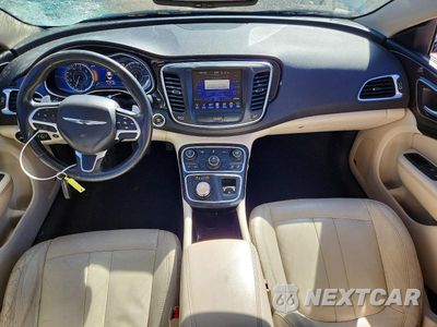 Zdjęcie 8 z 12 samochodu: 2015 CHRYSLER 200 C VIN:1C3CCCCG1FN501803 - miniatura