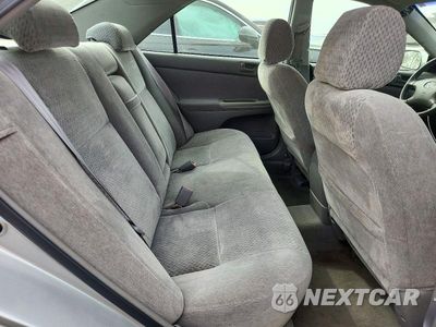 Zdjęcie 10 z 12 samochodu: 2002 TOYOTA CAMRY LE VIN:4T1BE32K32U609505 - miniatura