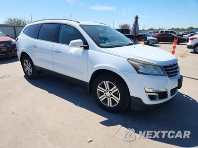 Czwarte zdjęcie samochodu z boku: 2017 CHEVROLET TRAVERSE LT VIN:1GNKRGKD4HJ169233 - miniatura