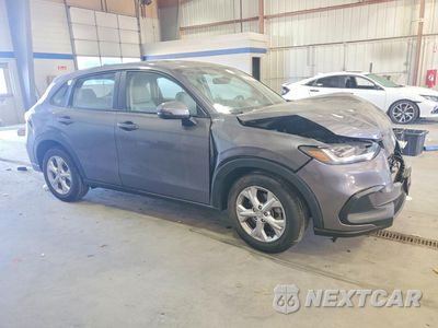Czwarte zdjęcie samochodu z boku: 2023 HONDA HR-V LX VIN:3CZRZ2H32PM712891 - miniatura