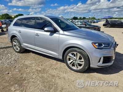 Czwarte zdjęcie samochodu z boku: 2022 AUDI Q7 PREMIUM PLUS VIN:WA1LXBF72ND011956 - miniatura