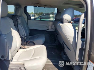 Zdjęcie 11 z 13 samochodu: 2021 TOYOTA SIENNA XLE VIN:5TDYRKEC8MS013850 - miniatura