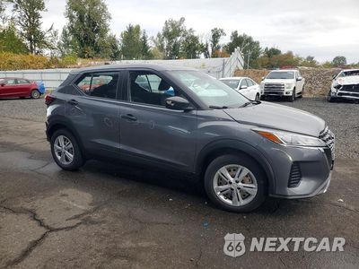 Czwarte zdjęcie samochodu z boku: 2021 NISSAN KICKS S VIN:3N1CP5BV9ML500605 - miniatura