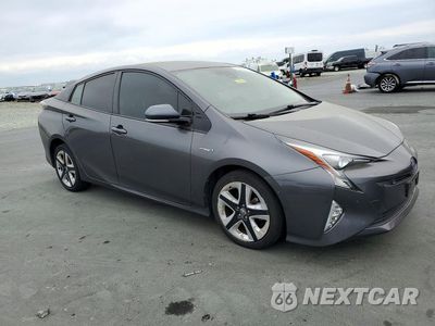 Czwarte zdjęcie samochodu z boku: 2017 TOYOTA PRIUS FOUR TOURING VIN:JTDKARFU7H3033754 - miniatura