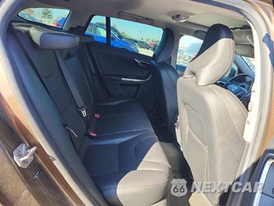Zdjęcie 11 z 13 samochodu: 2015 VOLVO V60 CROSS COUNTRY PREMIER VIN:YV4612HK5F1000391 - miniatura