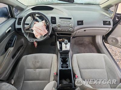 Zdjęcie 8 z 12 samochodu: 2010 HONDA CIVIC LX VIN:2HGFA1F51AH326047 - miniatura